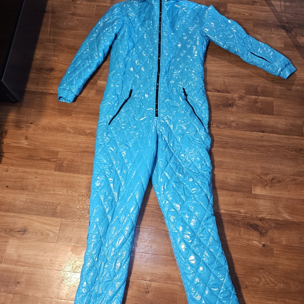 ARGENTUM FASHION SKI/SNOW SUIT W/ACCESSORIES SIZE LARGE